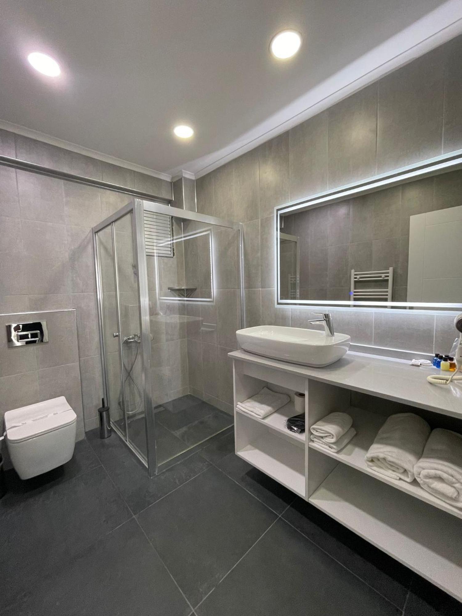 On4 Rooms & Suites Istanbul Ngoại thất bức ảnh